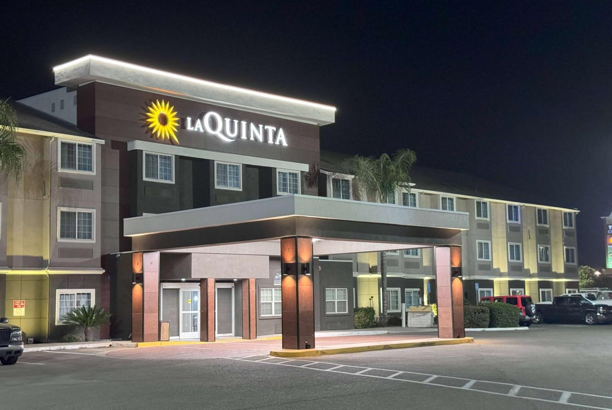 La Quinta By Wyndham Tulare Hotel Kültér fotó